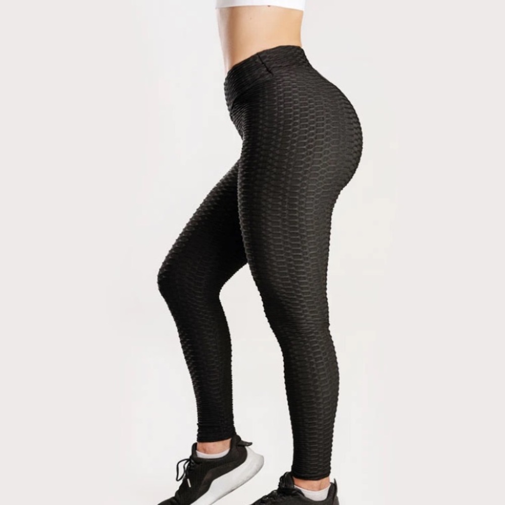 ❌❌SOLD ❌❌ OVAHIA leggings